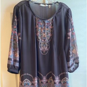 Soft Surroundings sheer light weight brown tunic with blue paisley trim.